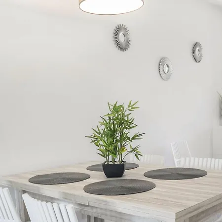 Poniente Apartment